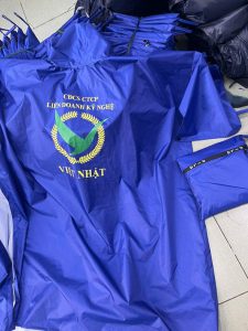 ÁO MƯA IN ẤN CÔNG ĐOÀN VẢI DÙ